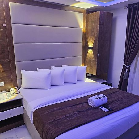 Presken Waters Hotel Lagos Kültér fotó